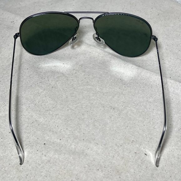 Ray-Ban RB3025 Unisex Aviator Polarized Sunglasses - Picture 3 of 3